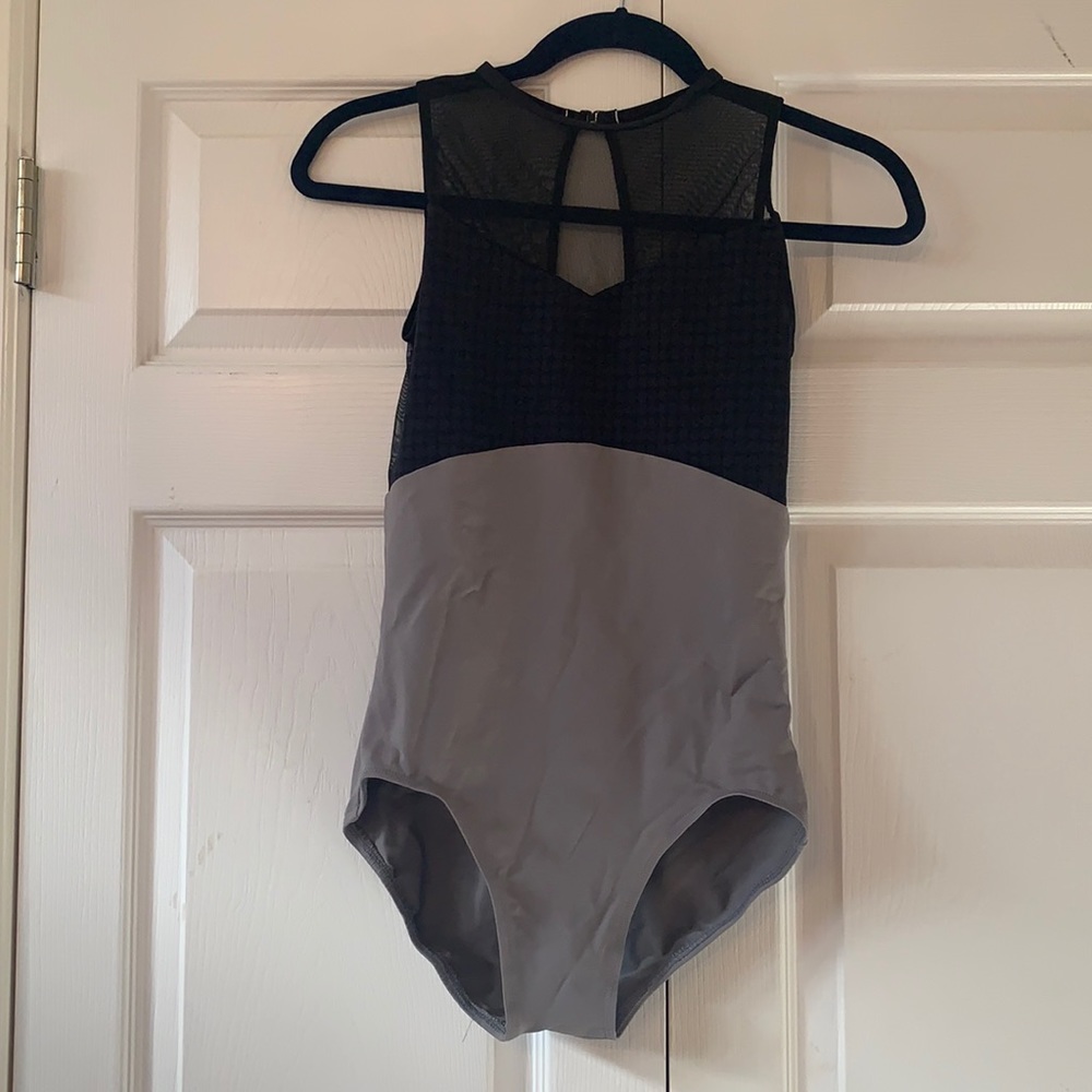 Ainslie wear leotard